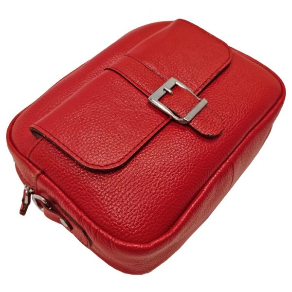 کیف دوشی اسپرت چرم طبیعی زنانه سگک دار قرمز